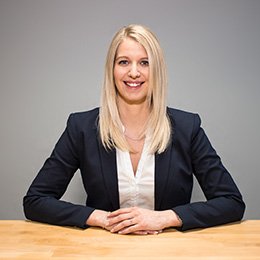 Kinter Dóra