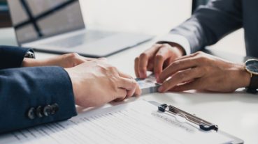 Könnyebbé válhat a pénzügyek intézése a fogyatékossággal élő ügyfeleknek