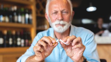 Életbiztosítás ára: az életkor, dohányzás mennyire számít?