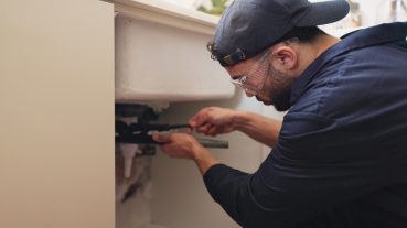 Nem fog többé fájni a fejed, ha szakembert kell hívni a házhoz – mutatjuk, hogyan kaphatsz gyors segítséget